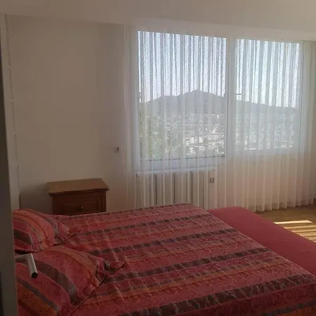 Yalikavak/gumusluk'de Sahili Olan Yazlik * Gümüşlük