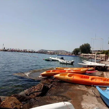 Yalikavak/gumusluk'de Sahili Olan Yazlik Hotel Gümüşlük